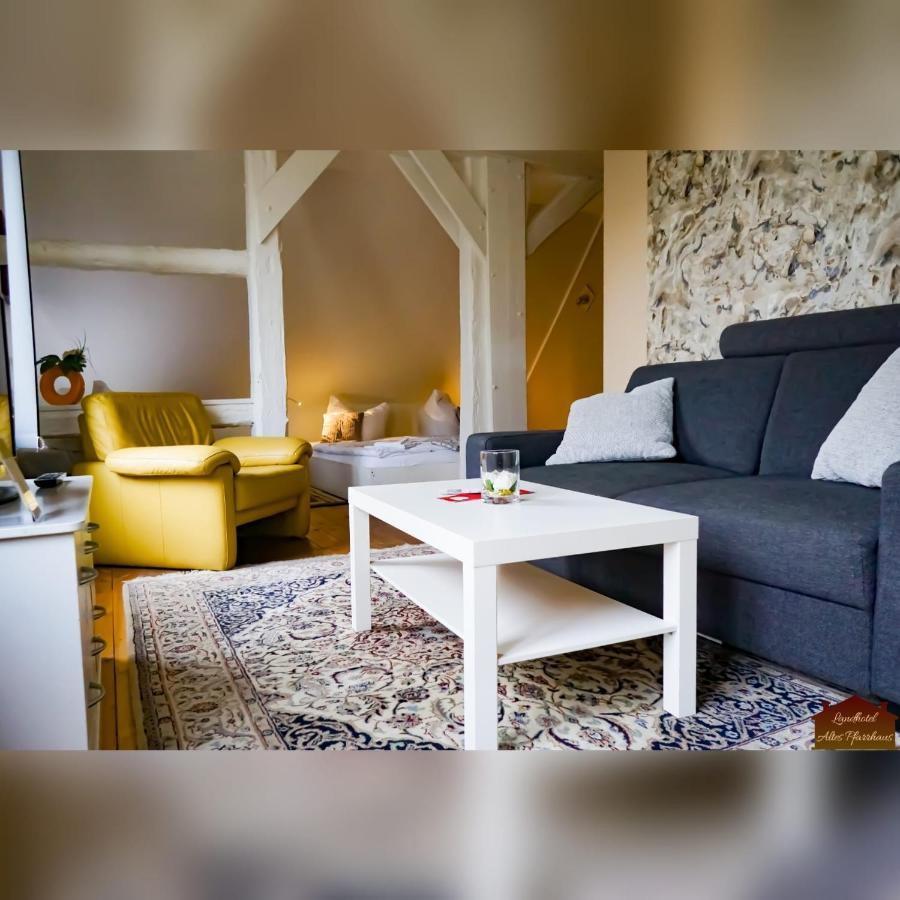 Hotelpension Pfarrhaus アルト・シュヴェリン エクステリア 写真